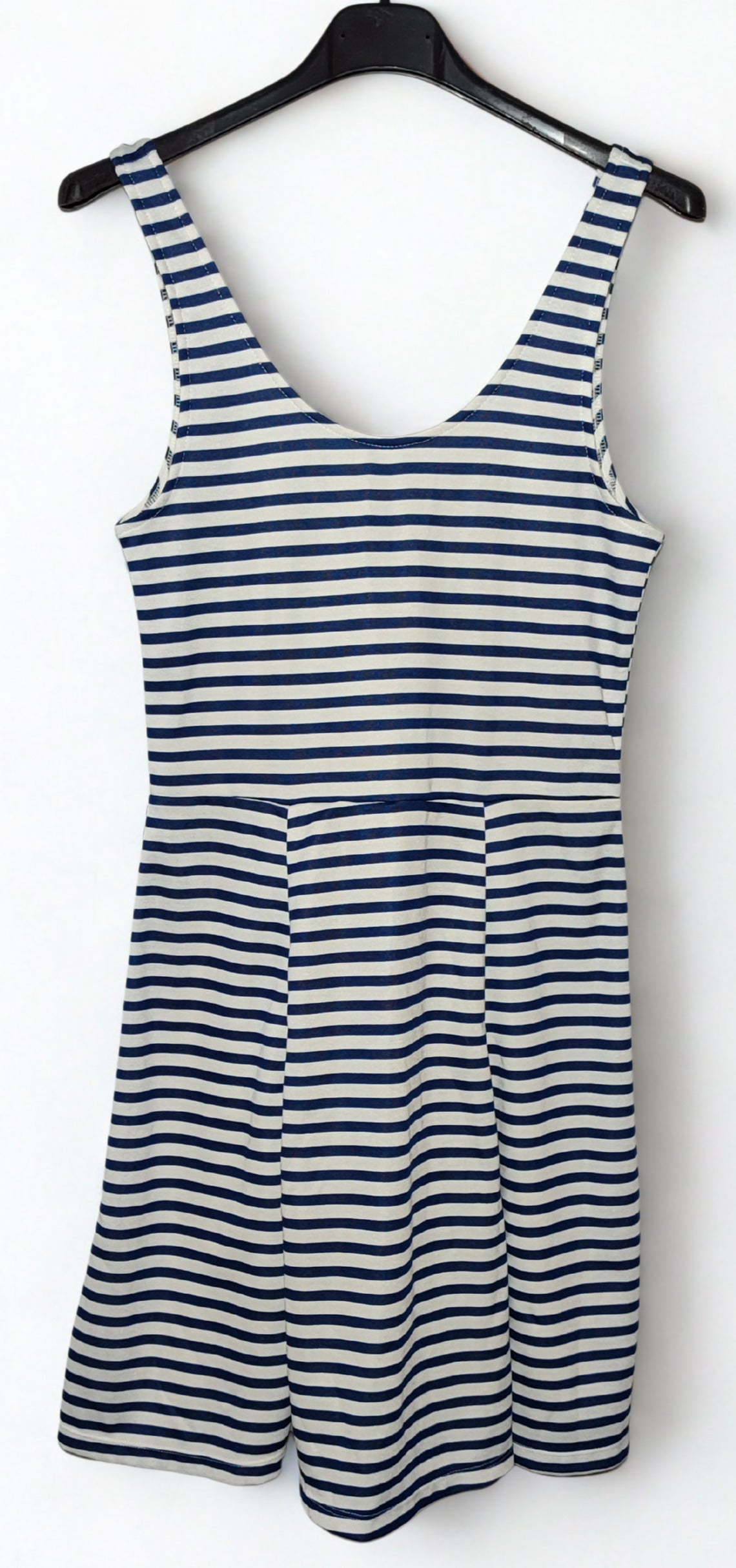 Φόρεμα H&M DIVIDED