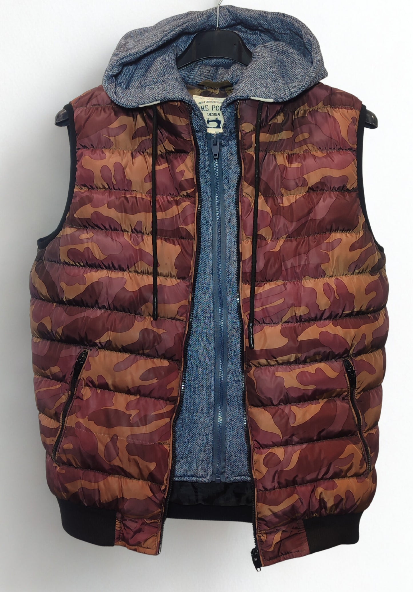 Αμάνικο Μπουφάν THE POWER DESIGN