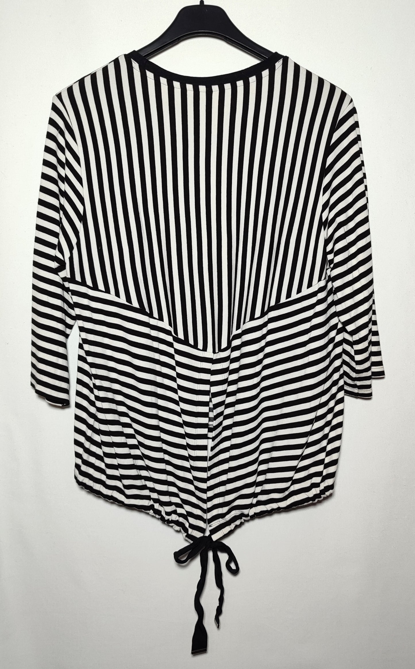 Μπλούζα STRADIVARIUS